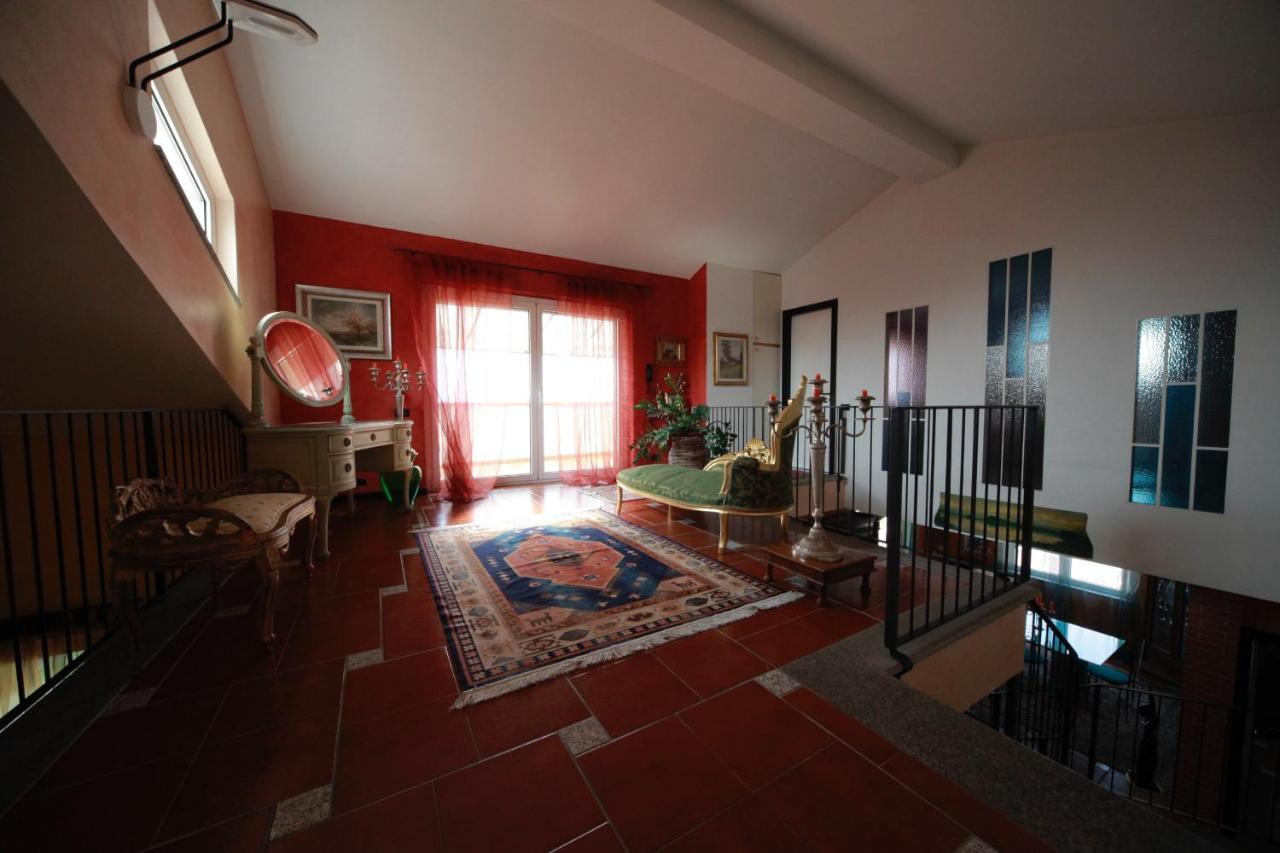 Villa Buzzi Besozzo Екстер'єр фото